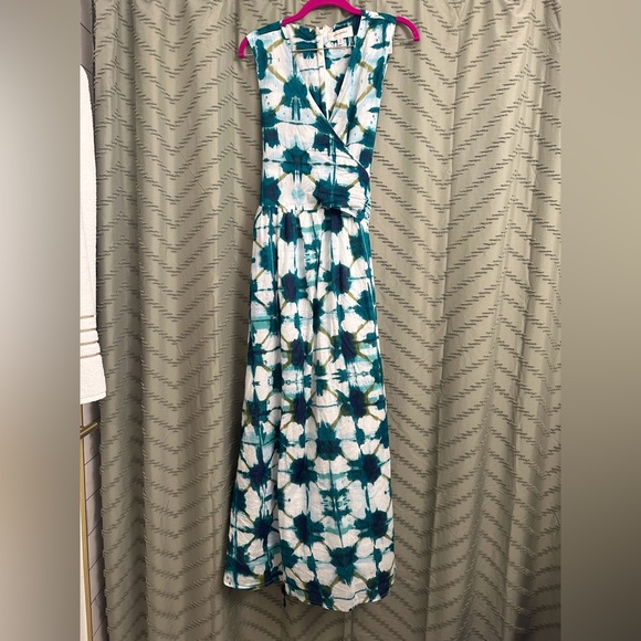 Banana Republic Voile Wrap Waist Maxi Dress Green Tye Dye
Size: 14 - Picture 1 of 7